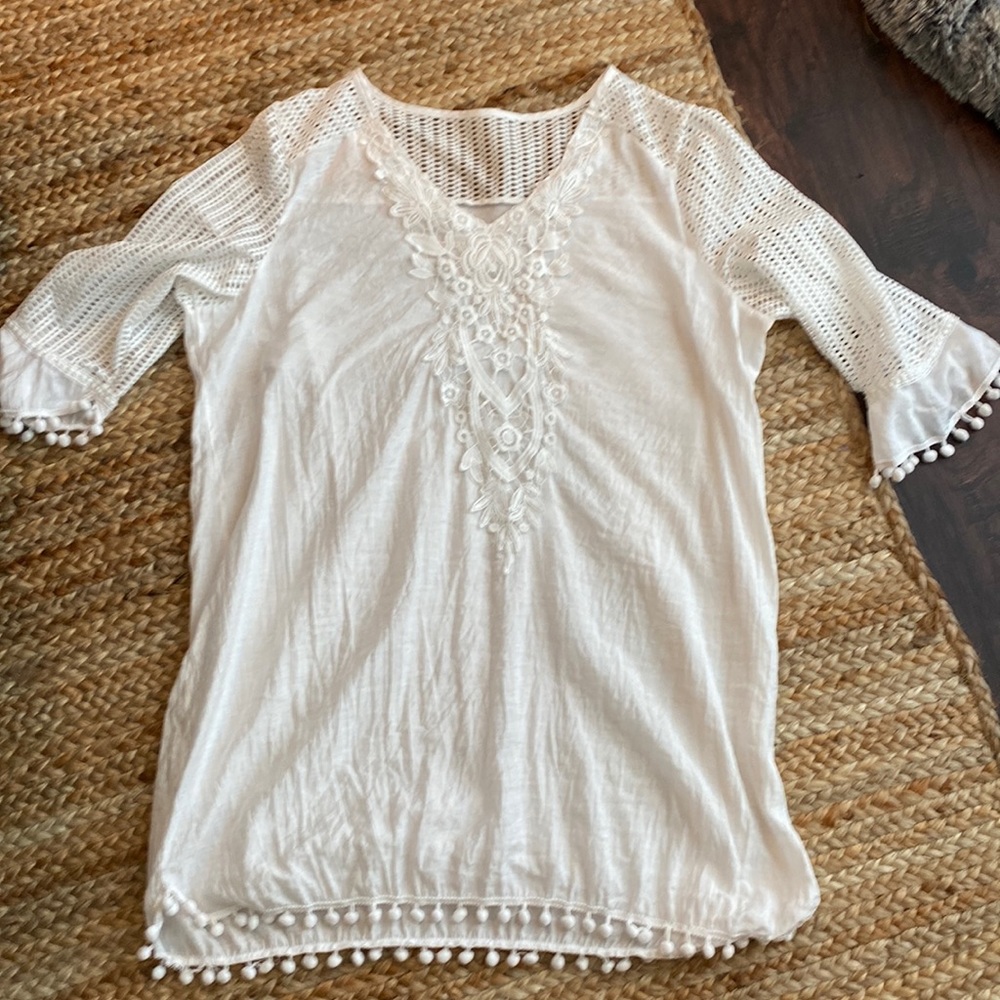 Ladies swimsuit cover-up